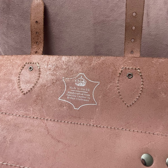 Barbie pink The Leather Satchel Co 13-14inch bag purse crossbody handle EUC - Picture 4 of 10